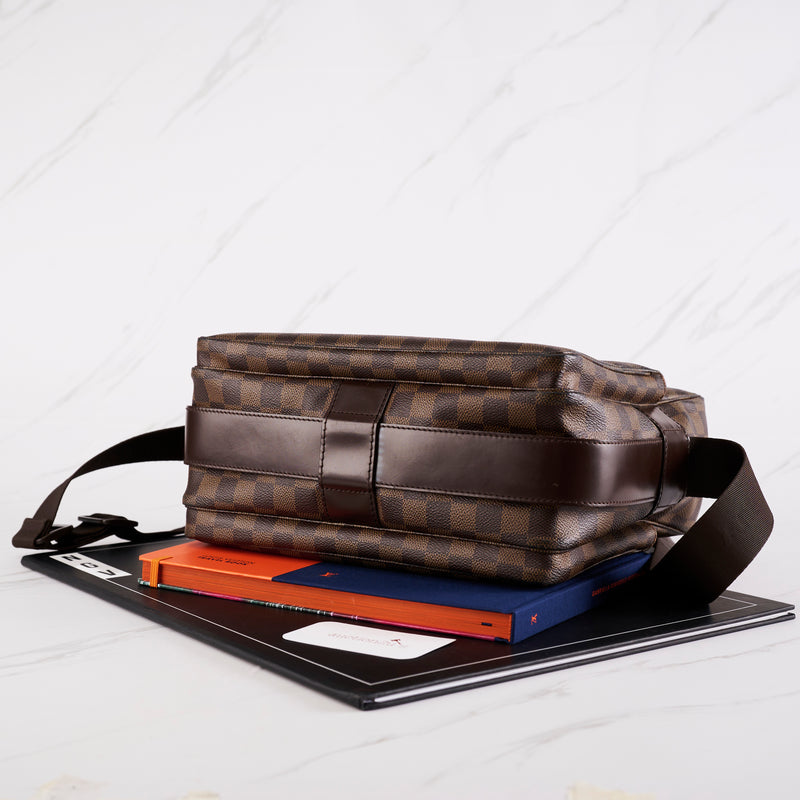 [Pre-owned] Louis Vuitton Damier Canvas Naviglio Messenger Bag