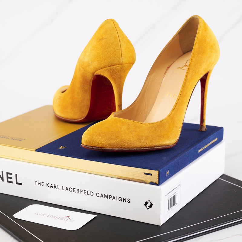 [Pre-owned] Christian Louboutin Suede Corneille Pumps Yellow | Size : 35.5