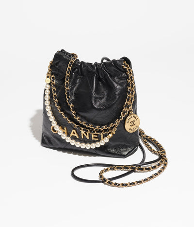[TERBARU] Chanel 22 Mini dengan Mutiara | Kulit Anak Lembu Renyuk Berkilat &amp; Hitam Logam Nada Emas 