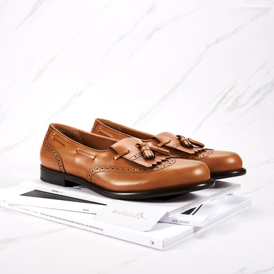 [Pre-owned] Salvatore Ferragamo Light Brown Leather Tassel Loafer | Size: 9.5