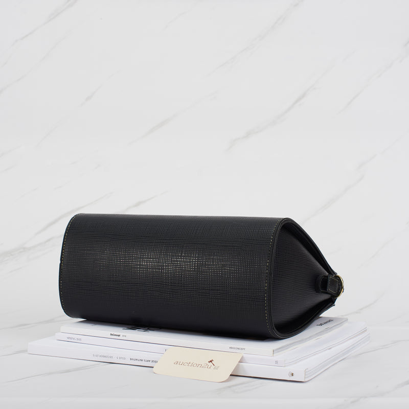 [Pre-owned] Valentino Black Shoulder Bag